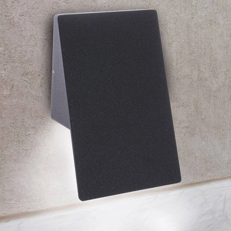 Zewnętrzny kinkiet LED PLAIN na fasadę 097