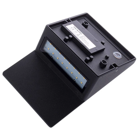 Zewnętrzny kinkiet LED PLAIN na fasadę 097